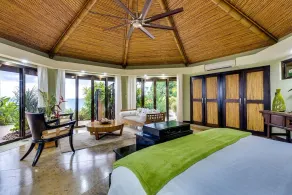 180° of ocean view at Dominical, Costa Rica - Image 5