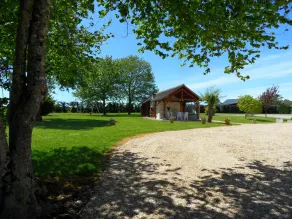 Gîte familial 12 pers. proche Valençay, ZooParc de Beauval et Châteaux de la Loire, parc arboré et jeux - Image 2