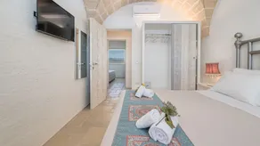 VILLA GIALONIA 8&2, Emma Villas - Image 2