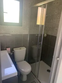 Studio Tout Equipé Dans Résidence Particulière en Plein Centre de Draguignan - Image 3