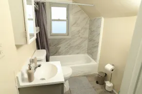 2 Bedroom Sleeps 6. 1 blocks from Pier Village.  Incl 4 Beach Badges - Image 3