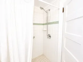 Cottage 5-6 - Year Round Pet Friendly $50 Fee- 2 Bedroom / 1 Bath End Unit - Image 2