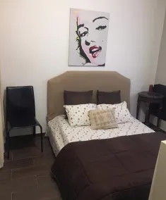 Pleasant and comfortable little house with patio - Image 2