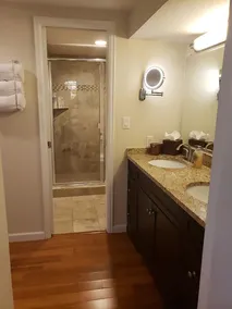 LOCATION! LOCATION! LOCATION! Downtown LoDo Luxury Condo! - Image 3