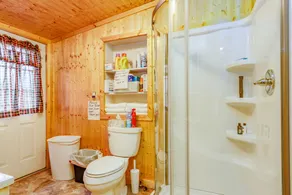 Wild Acres Farm, Fishery and Hunting Preserve - Lodge - Image 3
