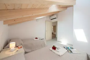 Silver Lake lake shore with Balcony&Air-Co - Happy Rentals - Image 5