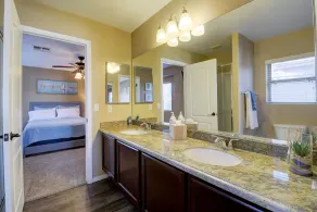 AMAZING home Close to Stadiums! HEATED Pool! SPACE for the whole Family! - Image 5
