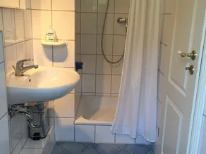 Holiday Apartment Goos - Apartment, shower, toilet, 1 bedroom - Image 2