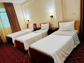 Keba Guesthouse Twin Room with Private Bathroom - Image 2