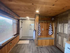 Secluded Hilltop Cottage- Rekindle the 🔥(Hot Tub) - Image 5