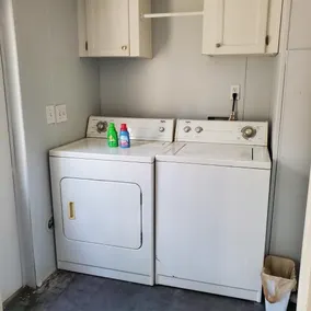 Renovated 3 BR Near Ginnie Springs - Image 2