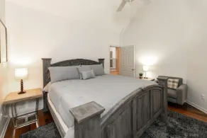 Only rental home with standby generator!Immaculate home quick drive to Downtown. - Image 5