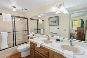 Lakefront Viking Oasis: 2 BR / 2. 5 condo BA à Big Bear Lake, pour 6 personnes - Image 3