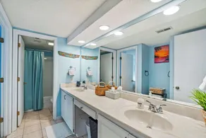 Big Cozy Condo Pool, Comfort & Location - Image 3