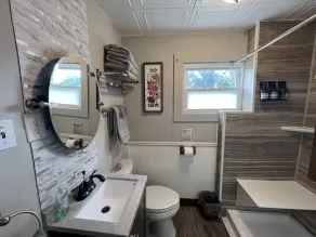 The (Veteran Owned) Hanover Hangout Guesthouse - cozy cottage w/ privacy + fun - Image 5