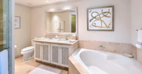Sugar Hill, Stunning, 2 Bed 2 Bath Apartment, Pool, Beach Club, Tennis, Golf - Image 3