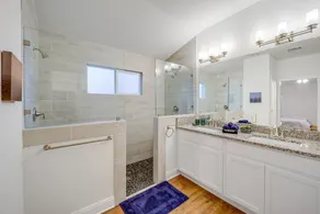 Hill Country Retreat - Image 4