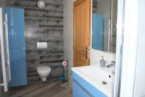 Ideal house for 2 couples fully air conditioned - Image 2