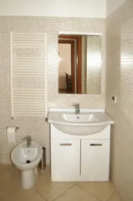 Gemütliche Wohnung für 5 Personen mit Klimaanlage, Pool, TV und Terrasse - Image 2