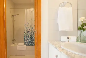 Appartement 'Apartamento Estándar' avec balcon, Wi-Fi et climatisation - Image 2