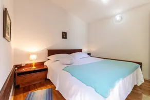 Haus am Meer für Familien mit Kindern Ivan Dolac, Hvar (K-140) - Image 3