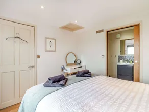 Beautiful Lodge with outstanding views of the rolling countryside. - Image 5