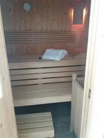 Fascino Eifel per le vacanze con sauna e idromassaggio - Image 3