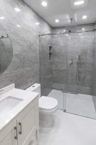 Newly Renovated Hamptons Home Near the Beach - Image 4