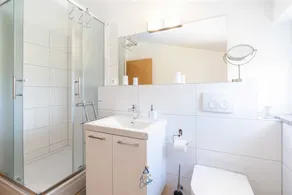 Villa moderna con piscina vicino alle spiagge per un massimo di 8+2 ospiti - Image 3