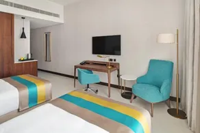 Standard Room Near Maktoum Airport By E R - Image 4