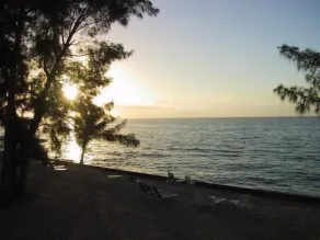 Sunrise Beach Club & Villas - Walk to Atlantis Casino - Image 3