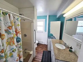 Spacious 4BD apt Sleeps 9 Pets Ok 2 FREE Parkin - Image 2