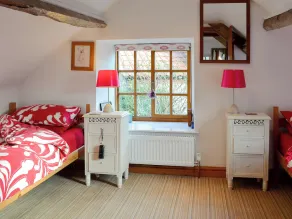 2 bedroom accommodation in Sinnington near Pickering - Image 4