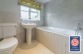 Idyllic 5 star Countryside Cottage close to the Famous Suffolk Heritage Coast - Image 4