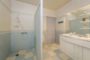 Denise, 8ps + swimming pool & jacuzzi - Image 2
