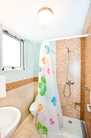 Playa Turquesa D-402 Premier Beachfront Ocean View with 50mbps Wifi - Image 2