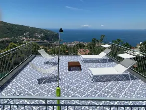 Cottage Sea and Sun - Image 4