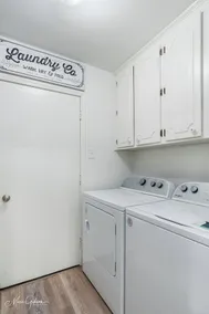Southern Comfort Retreat: King Bed, Near LSUS & Barksdale AFB, Fast wifi.  - Image 3