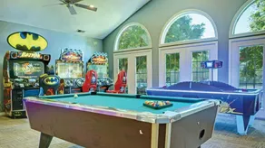 Discover Family Fun and History at Wyndham Kingsgate-1 Bedroom Suite - Image 4