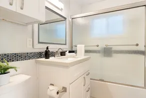Mission Point Buyout by AvantStay | Two Unit Buyout w/ Patio & Close to Beach! - Image 3