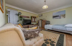 Gorgeous Home In Gornje Ceranje - Image 2