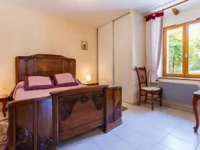 Charming Renovated Farmhouse with Garden, Near Nantes and Canal, Family-Friendly Amenities - Image 5
