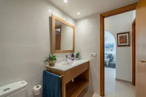 Two bedroom apartment with pol - Image 3