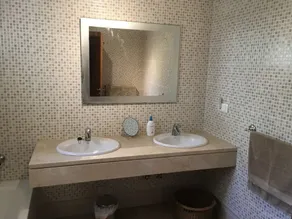 Atemberaubende Villa mit 3 Schlafzimmern und 3 Bädern - Image 2