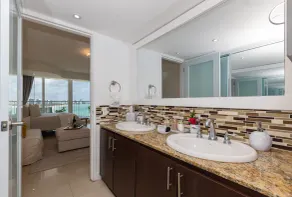 Oceanfront Oasis: Beach Studio with Sunset Views & Parking – 5 Mins from SJU - Image 2