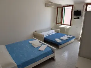 Apartment with Terrace, You can see all the village and our sea, in Riomaggiore - Image 5