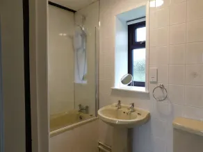 Paddock Bungalow - Image 2