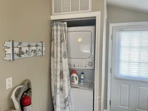 Delightful 2-Bedroom Beach Cottage in OBIII - Image 2