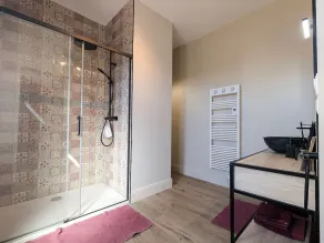 Charming 19th-Century Railway Station Gîte with Pool in Scenic Berry, Sleeps 13 - Image 5