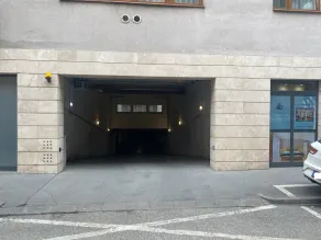 Prince Apartments - Image 4